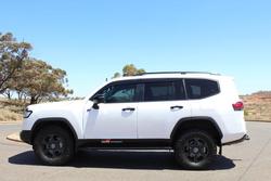 2025 Toyota Landcruiser GR Sport
