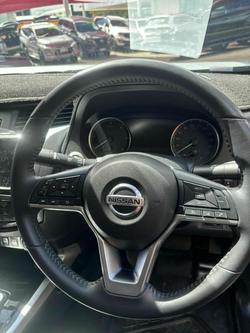 2023 Nissan Navara ST-X