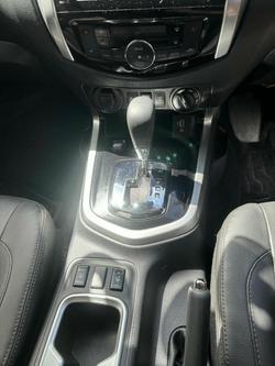 2023 Nissan Navara ST-X