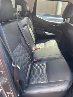 2023 Nissan Navara ST-X