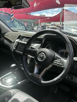 2023 Nissan Navara ST-X