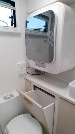 2025 Supreme 1800_R_K1e3_S Classic Dirt Roader 18'