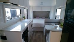 2025 Supreme 1800_R_K1e3_S Classic Dirt Roader 18'