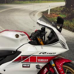 2023 Yamaha YZF-R15M RED/WHITE