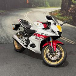 2023 Yamaha YZF-R15M RED/WHITE