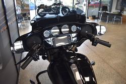 2017 HARLEY-DAVIDSON FLHXS STREET GLIDE SPECIAL