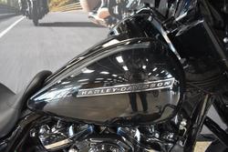 2017 HARLEY-DAVIDSON FLHXS STREET GLIDE SPECIAL