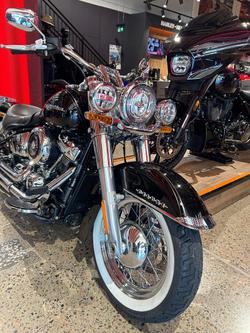 2018 Harley-Davidson Deluxe 107 (FLDE) Softail Black