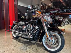 2018 Harley-Davidson Deluxe 107 (FLDE) Softail Black