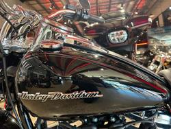 2018 Harley-Davidson Deluxe 107 (FLDE) Softail Black