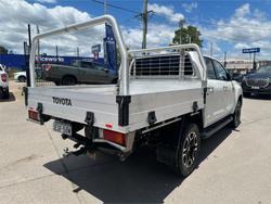 2021 TOYOTA HILUX SR5 (4x4) GUN126R White