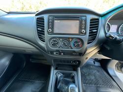 2017 Mitsubishi Triton GLX