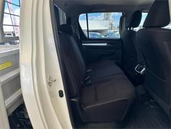 2021 Toyota Hilux SR5