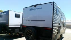 2025 Supreme 1760_C_K2e3_S Classic 17'6