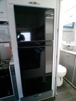 2025 Supreme 1760_C_K2e3_S Classic 17'6