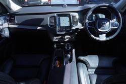 2022 Volvo XC90 B6 Inscription