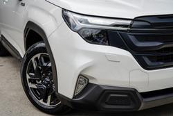 2025 Subaru Forester Hybrid S6 MY26 AWD Crystal White