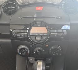 2011 Mazda 2 Neo