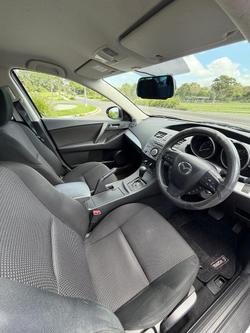 2013 Mazda 3 Neo
