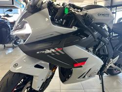 2025 CFMOTO 675SR-R SR Grey