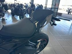 2025 CFMOTO 675SR-R SR Grey