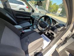 2007 Ford Focus LX LT Pure Silver