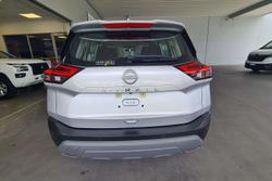 2025 Nissan X-TRAIL ST