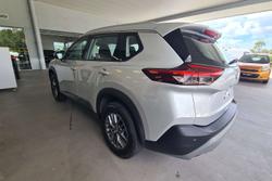 2025 Nissan X-TRAIL ST