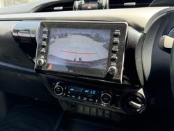 2021 Toyota Hilux SR5