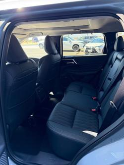 2025 Mitsubishi Outlander Exceed