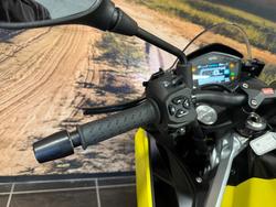 2021 APRILIA TUONO YELLOW