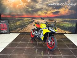 2021 APRILIA TUONO YELLOW