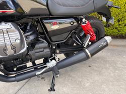 2023 MOTO GUZZI V7 STONE Black