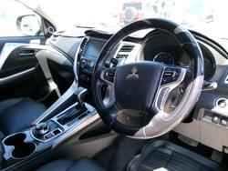 2017 Mitsubishi Pajero Sport Exceed