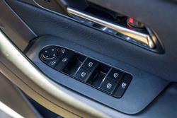 2025 Mazda CX-60 G40e Pure