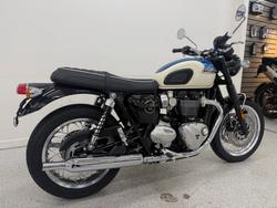 2026 Triumph 2026 Triumph 1200CC BONNEVILLE T120 Road Blue