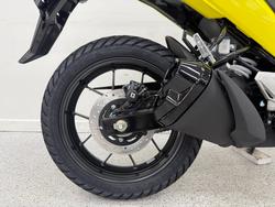 2025 Suzuki 2025 Suzuki 250CC V-STROM 250SX (DS250RLM5) Yellow