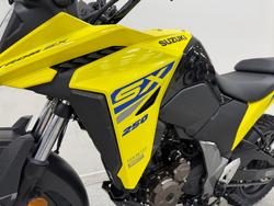 2025 Suzuki 2025 Suzuki 250CC V-STROM 250SX (DS250RLM5) Yellow