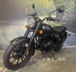 2024 Royal Enfield CLASSIC 350 DARK Black