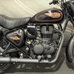 2025 Royal Enfield 2025 Royal Enfield 350CC BULLET 350 ROAD Black Gold