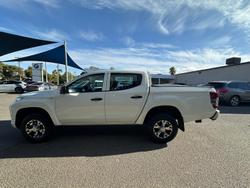 2022 Mitsubishi Triton GLX