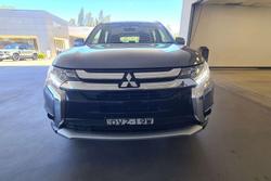 2017 Mitsubishi Outlander ES