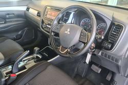 2017 Mitsubishi Outlander ES