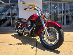 2005 HONDA VT750C SHADOW Red