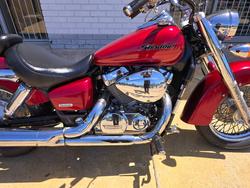 2005 HONDA VT750C SHADOW Red