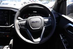 2025 Isuzu MU-X X-TERRAIN