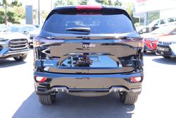 2025 Isuzu MU-X X-TERRAIN