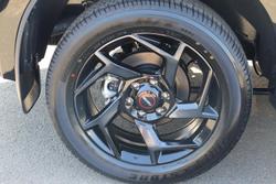 2025 Isuzu MU-X X-TERRAIN