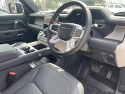 2025 Land Rover Defender 110 D350 X-Dynamic SE