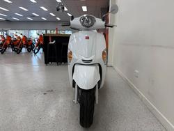 2025 Kymco LIKE 50 White
